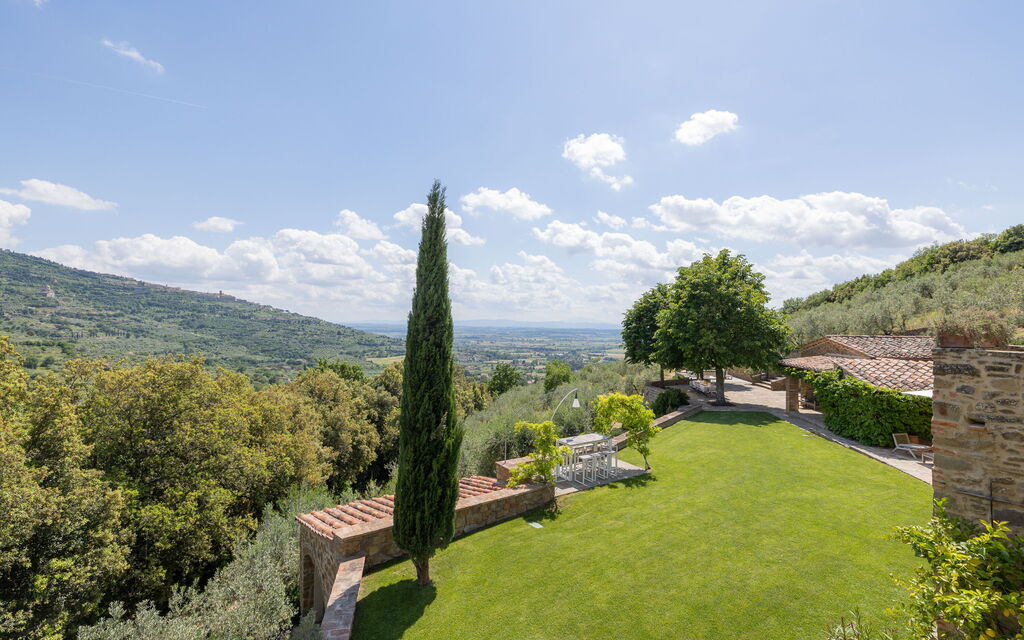 Tenuta Pomona: Outdoor area