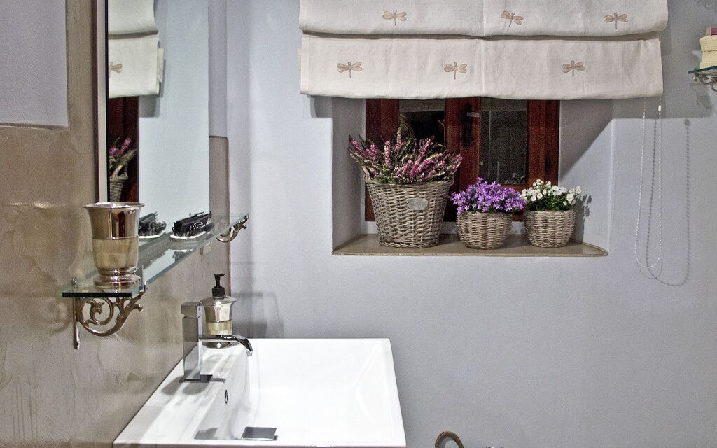 Villa Adelfa: Bathroom