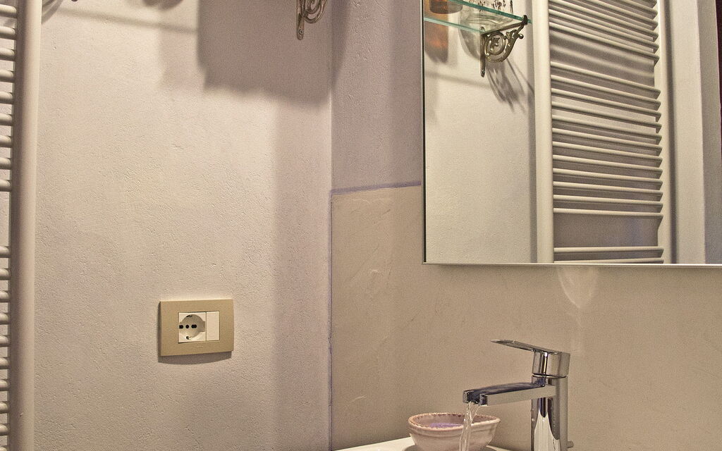 Villa Adelfa: Bathroom