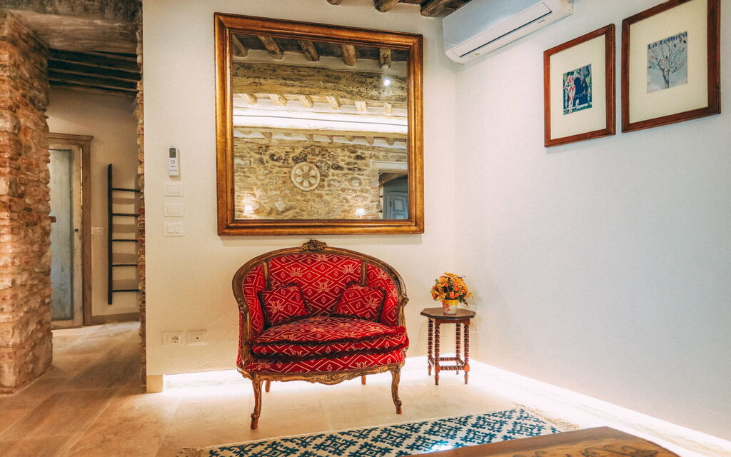 Casa San Valentino: Double bedroom detail