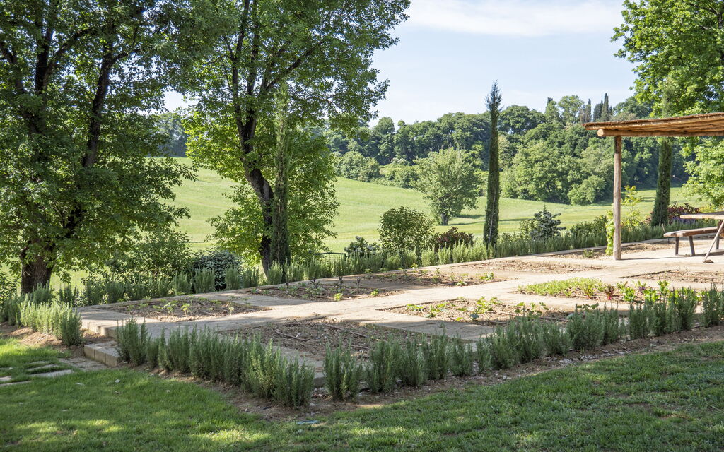 Villa Dahlia: Garden