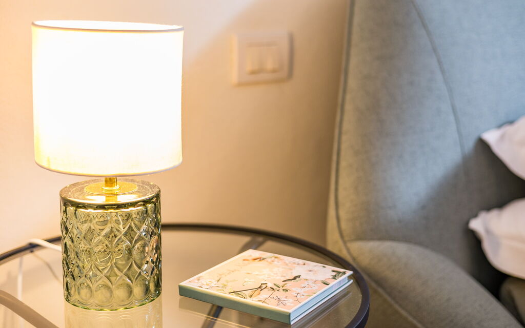 Rose's Palace: Double bedroom detail