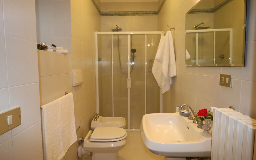 Villa Stefi: Bathroom