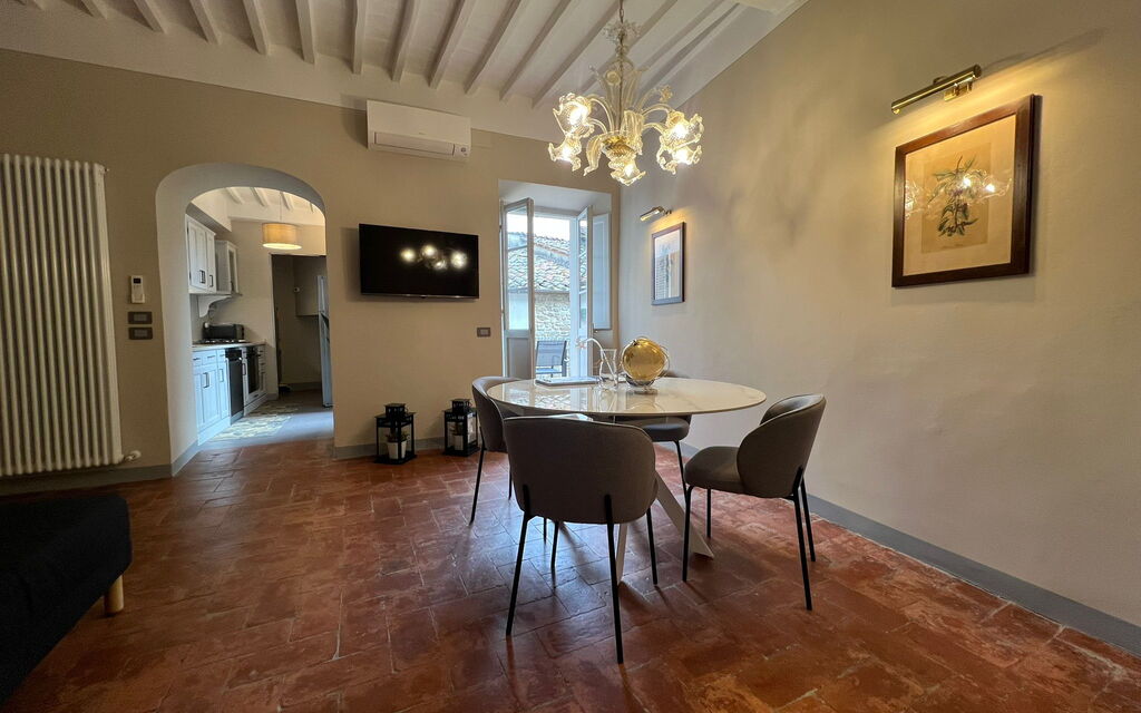 Via Roma 39: Living room