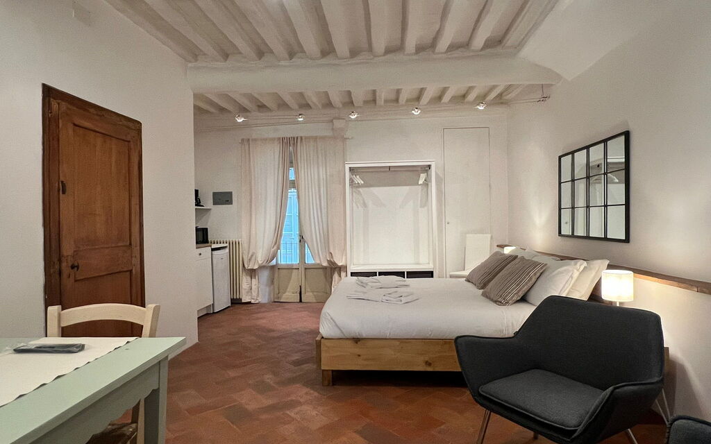 Vicolo Della Scala Rooms - Unterkunft:&nbsp;Il Sole: Double bedroom