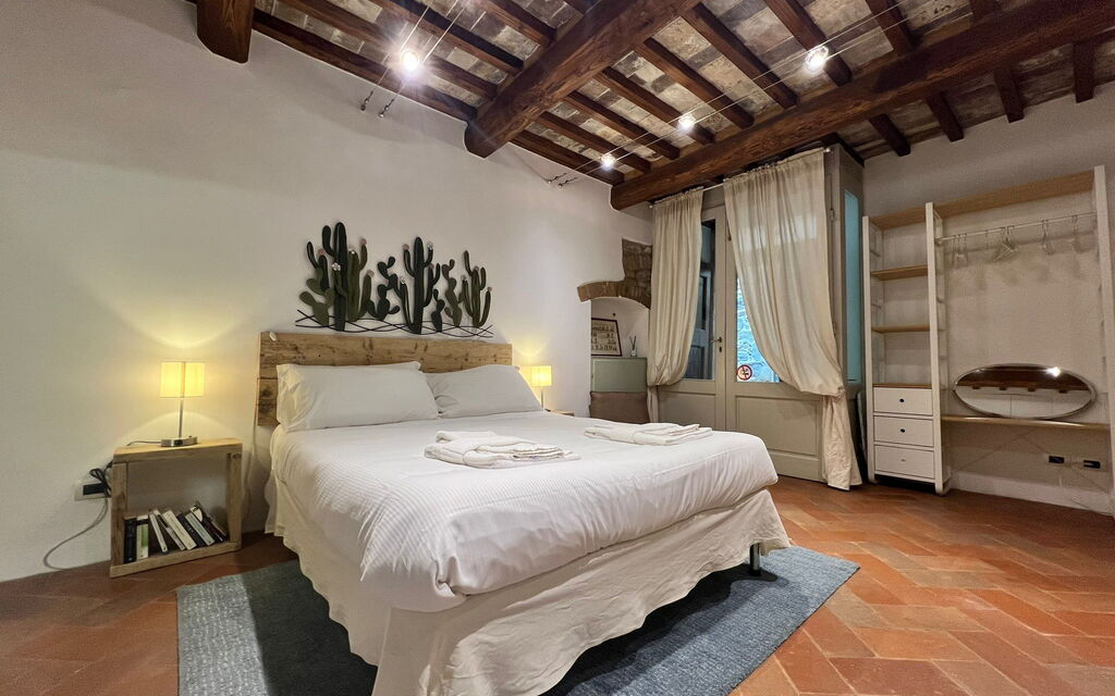 Vicolo Della Scala Rooms - Unterkunft:&nbsp;La Luna: Double bedroom