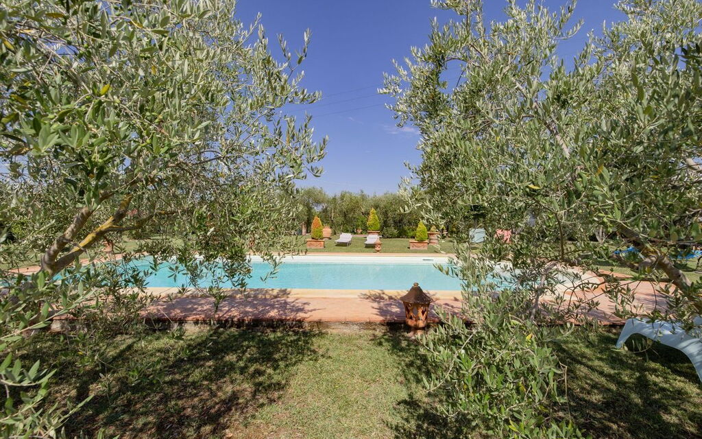 Villa Elena: Garden, Pool