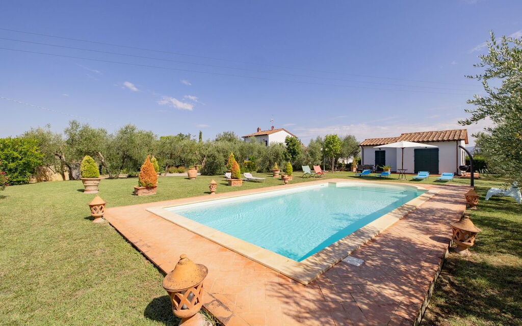 Villa Elena: Building Exterior, Pool