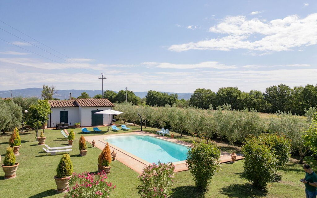 Villa Elena: Building Exterior, Garden, Pool