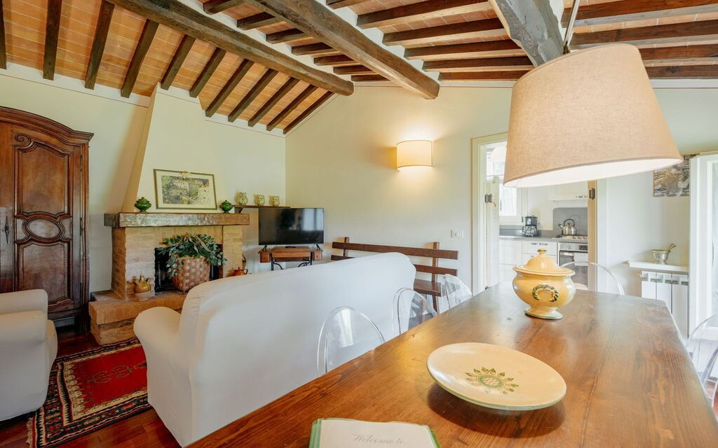 Villa Elena: Dining Room, Living Room