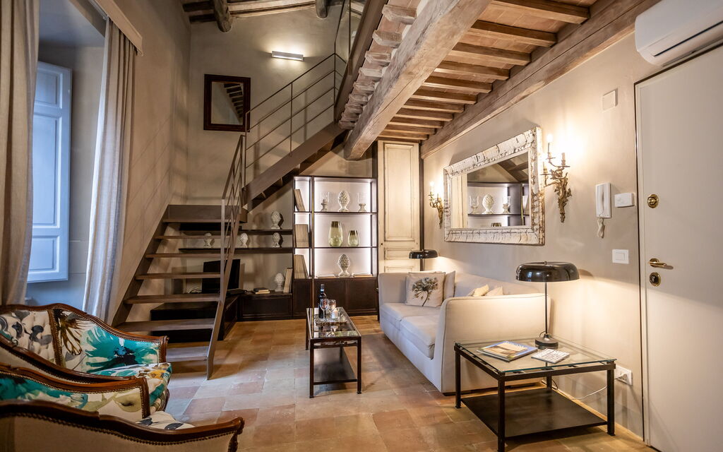 Stylish Apartment: Living Room