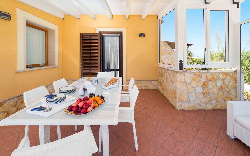 Sicilia 001 - Villa Afrodite: Veranda