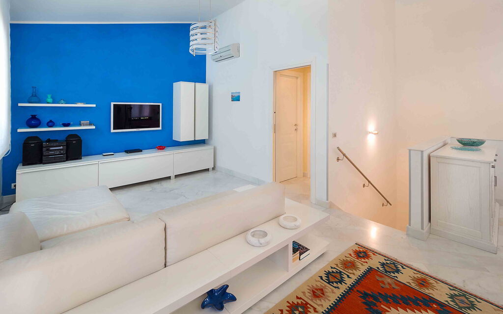 Sicilia 001 - Villa Afrodite: Living room
