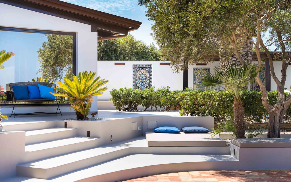 Sicilia 003 - Cala Mancina: Outdoor view