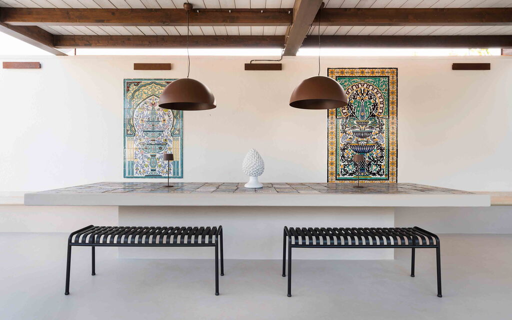 Sicilia 003 - Cala Mancina: Dining area