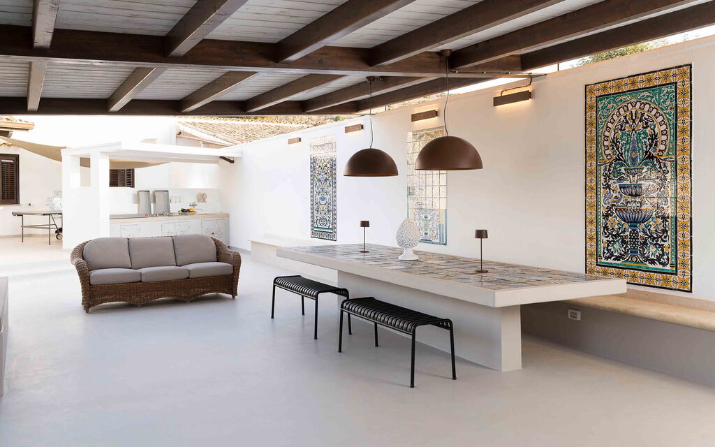 Sicilia 003 - Cala Mancina: Dining area