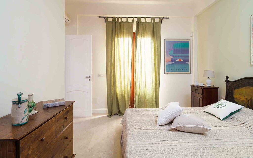 Sicilia 003 - Cala Mancina: Double bedroom