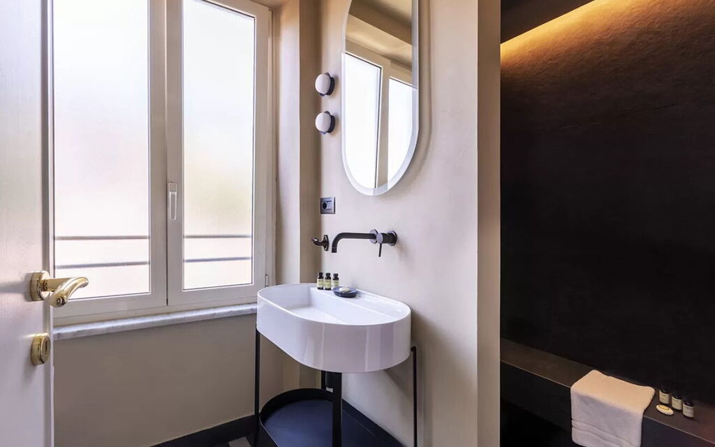 Roma 003 - Condotti Penthouse