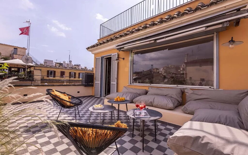 Roma 003 - Condotti Penthouse