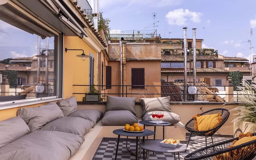 Roma 003 - Condotti Penthouse