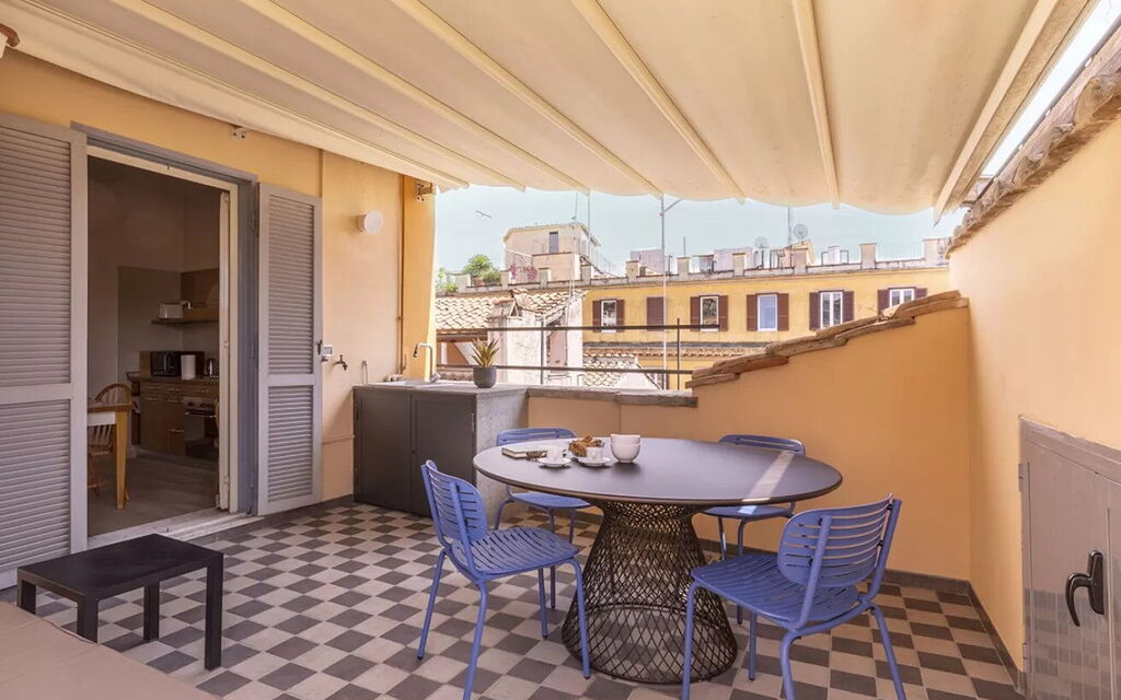 Roma 003 - Condotti Penthouse