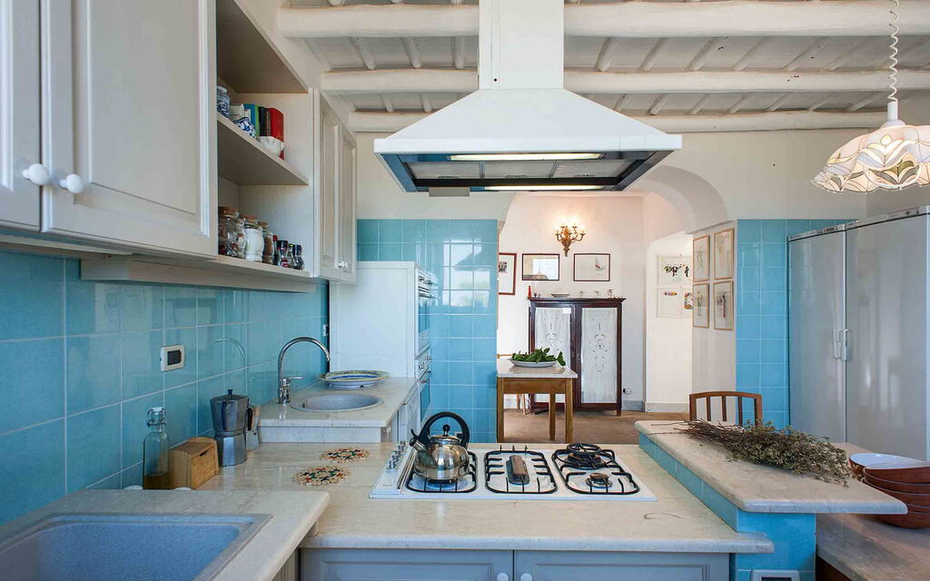 Sicilia 005 - Corte Del Sale: Kitchen