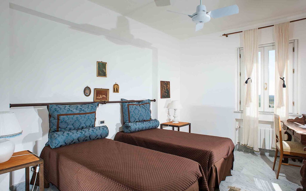 Sicilia 005 - Corte Del Sale: Double bedroom