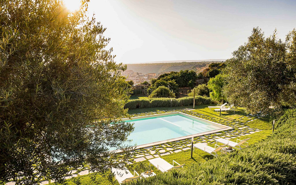Sicilia 006 - Corte Dorata: Swimming pool