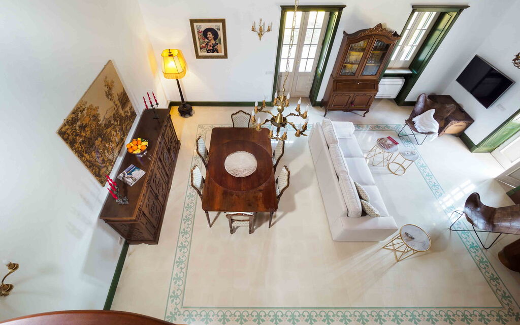 Sicilia 009 - Gira Sole: Living room