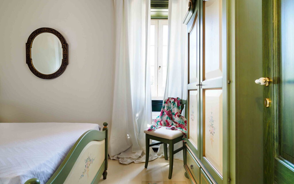 Sicilia 009 - Gira Sole: Bedroom