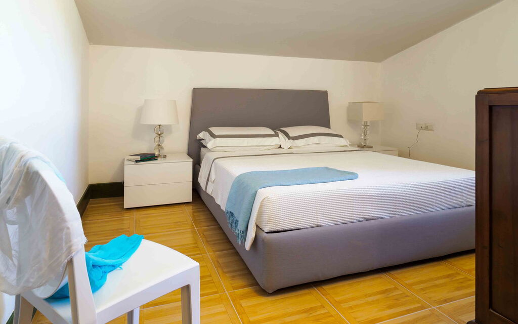 Sicilia 009 - Gira Sole: Double bedroom