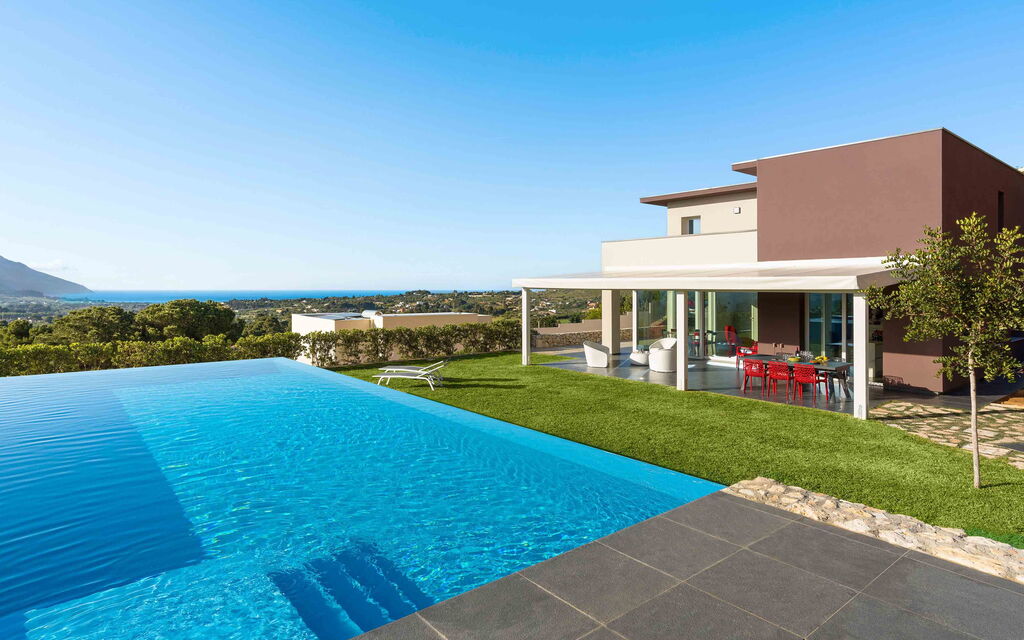 Sicilia 011 - La Dolce Vita: Swimming pool