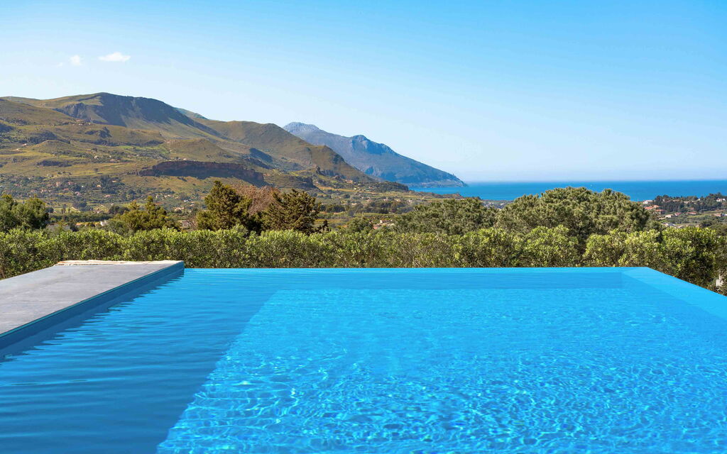 Sicilia 011 - La Dolce Vita: Swimming pool