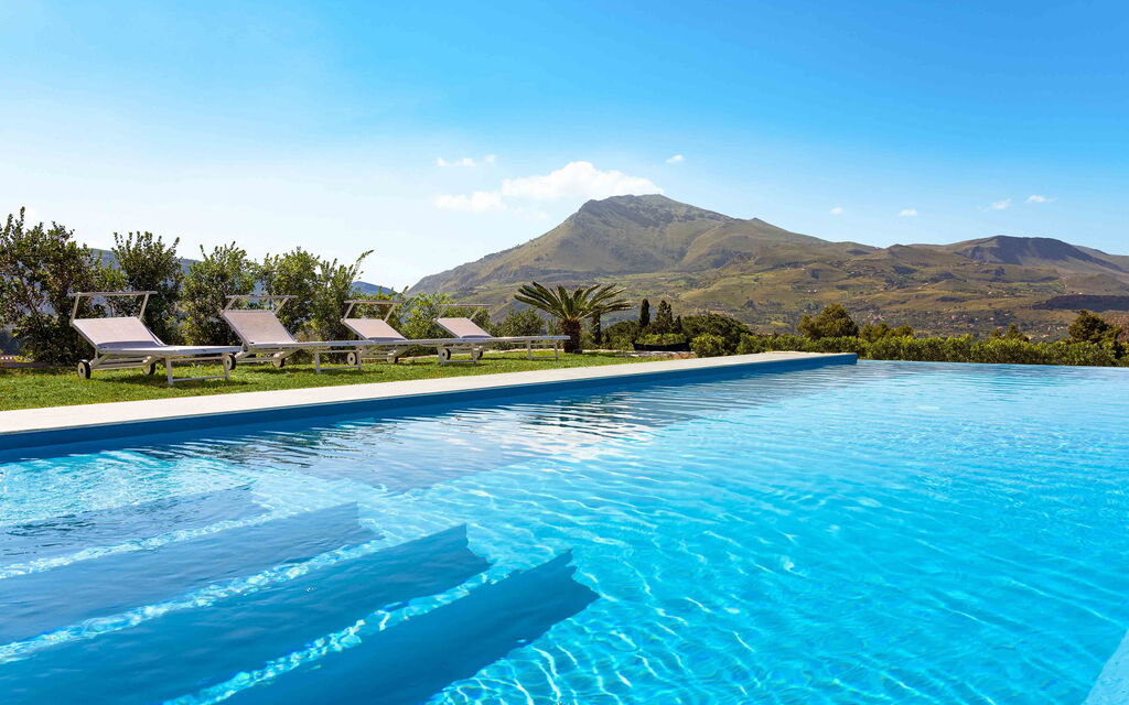 Sicilia 011 - La Dolce Vita: Swimming pool