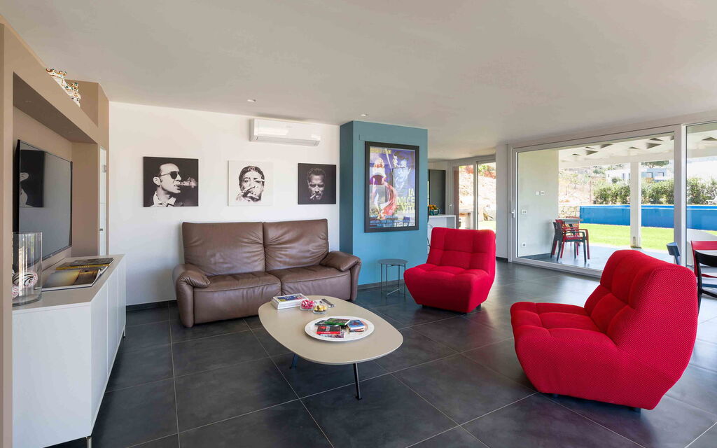 Sicilia 011 - La Dolce Vita: Living room