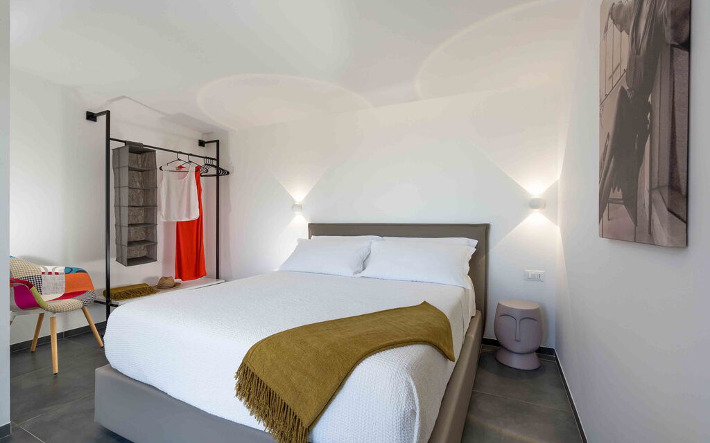 Sicilia 011 - La Dolce Vita: Double bedroom