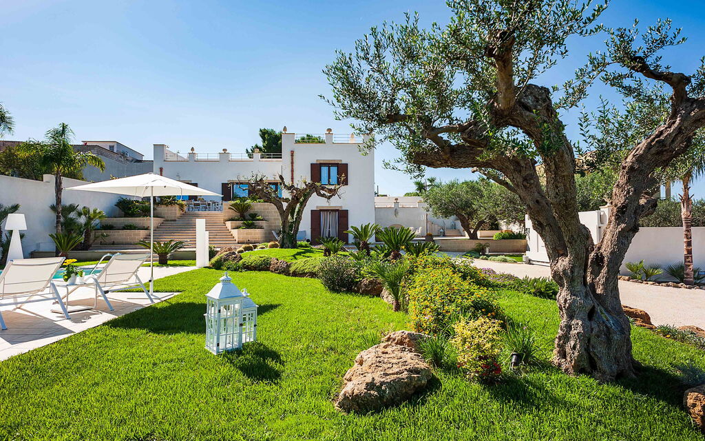 Sicilia 012 - La Pigna Bianca: Garden