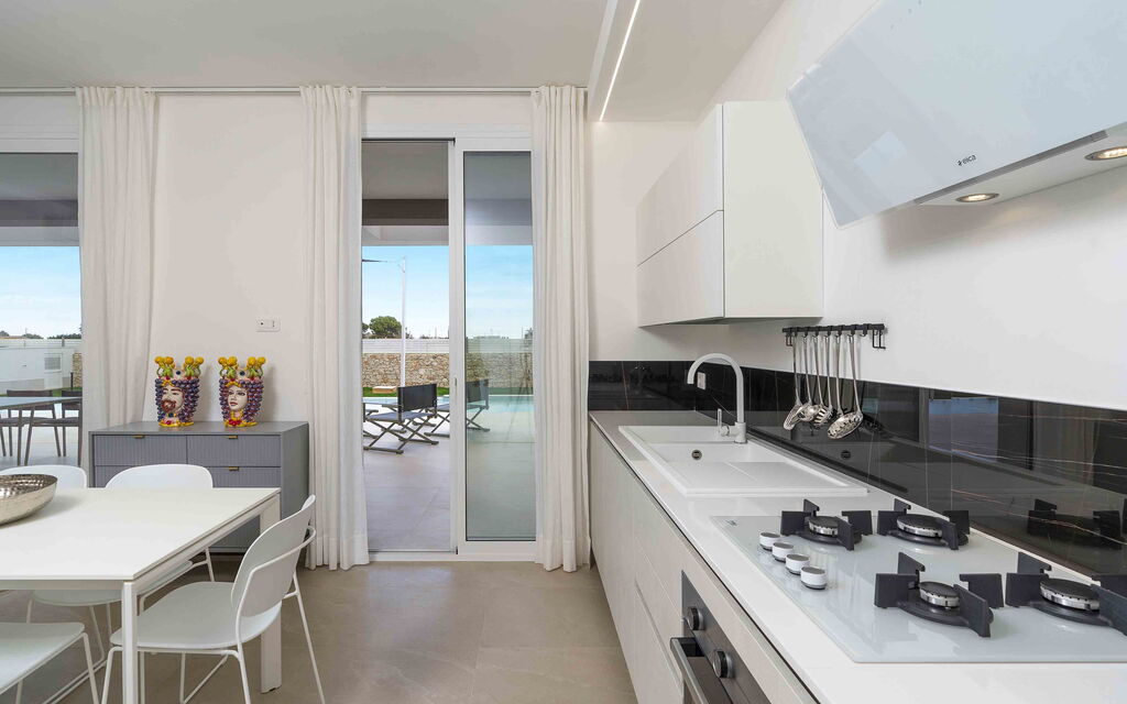 Sicilia 013 - Paradisus: Kitchen