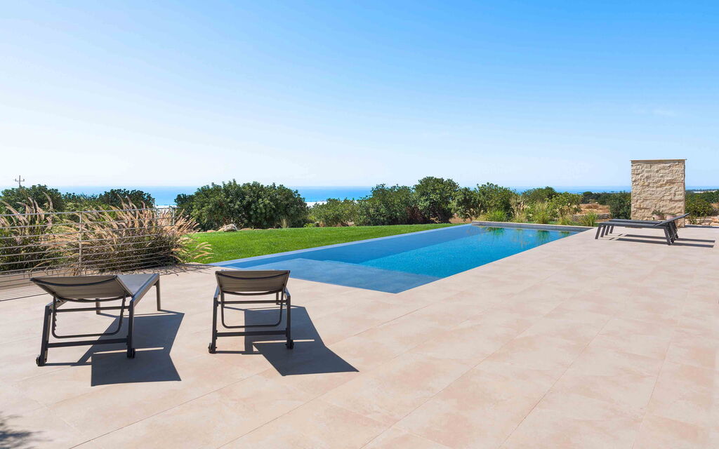 Sicilia 014 - Passo Salina: Swimming pool