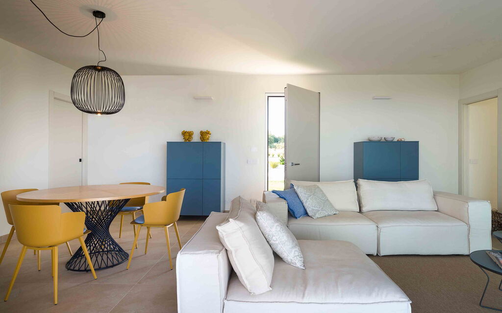 Sicilia 014 - Passo Salina: Living room