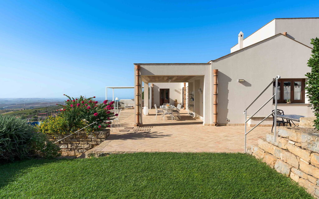 Sicilia 016 - Tangi: Garden