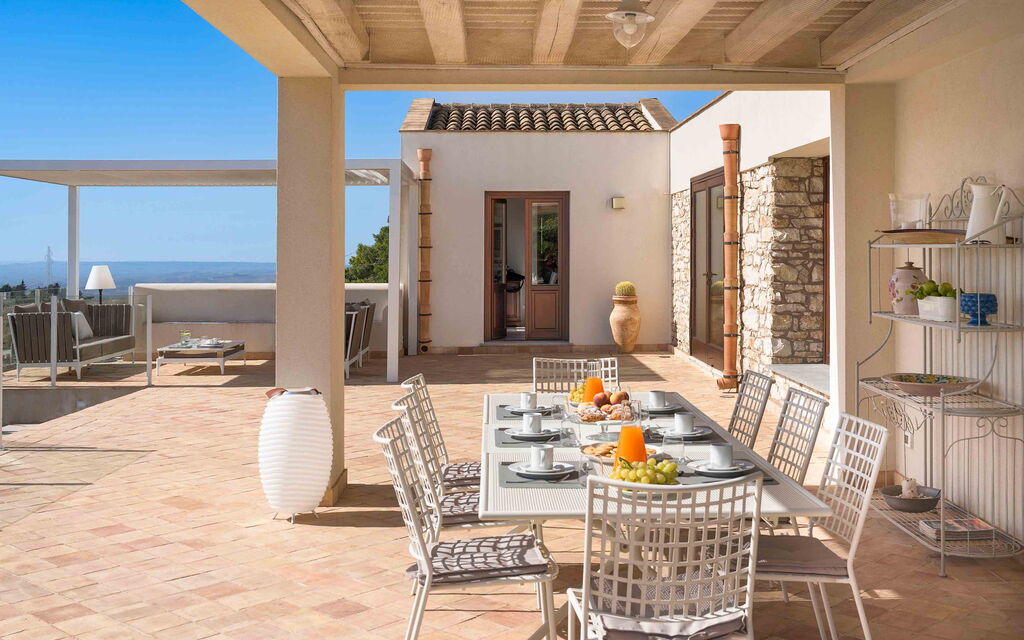 Sicilia 016 - Tangi: Veranda