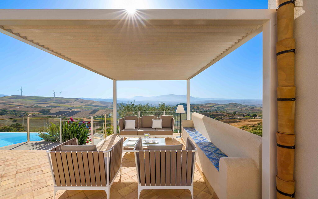 Sicilia 016 - Tangi: Veranda