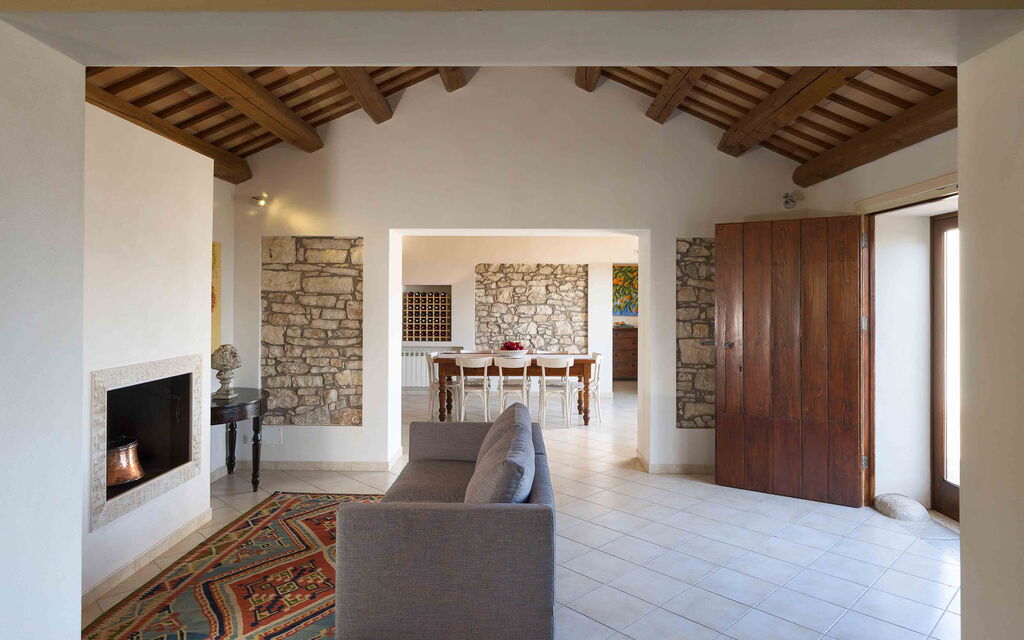 Sicilia 016 - Tangi: Living room