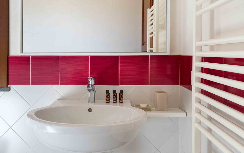 Sicilia 016 - Tangi: Bathroom