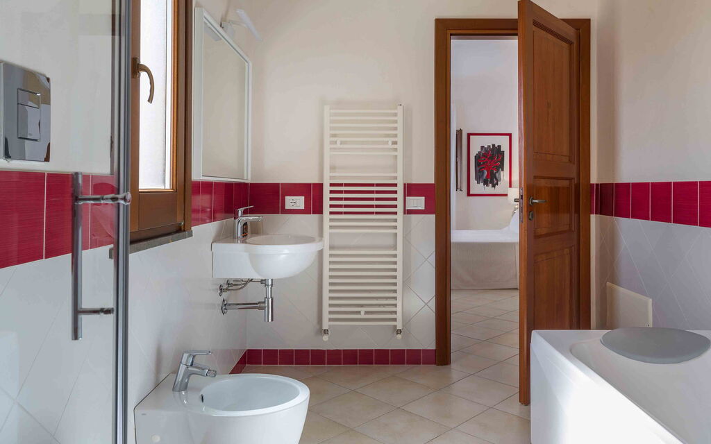 Sicilia 016 - Tangi: Bathroom