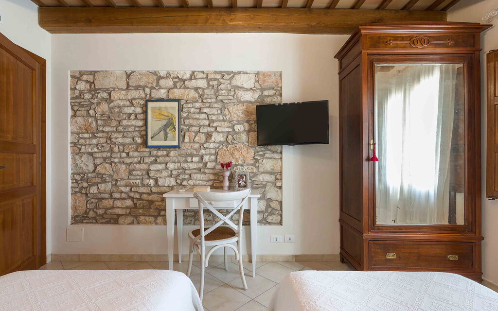 Sicilia 016 - Tangi: Double bedroom