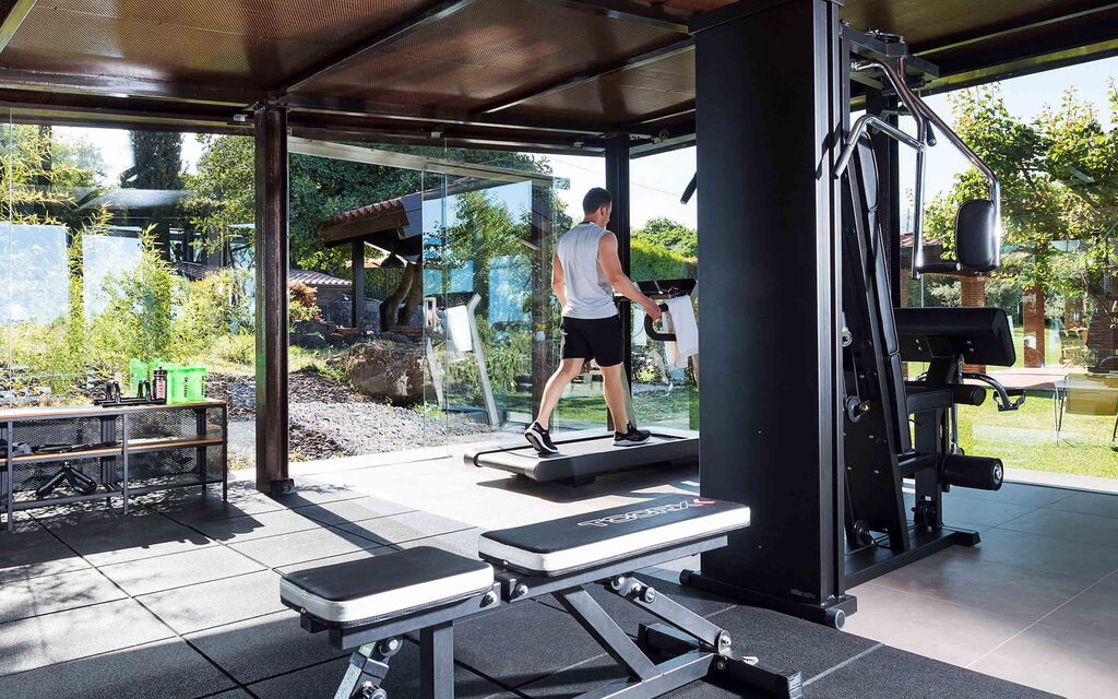 Sicilia 017 - Via Grande: Gym