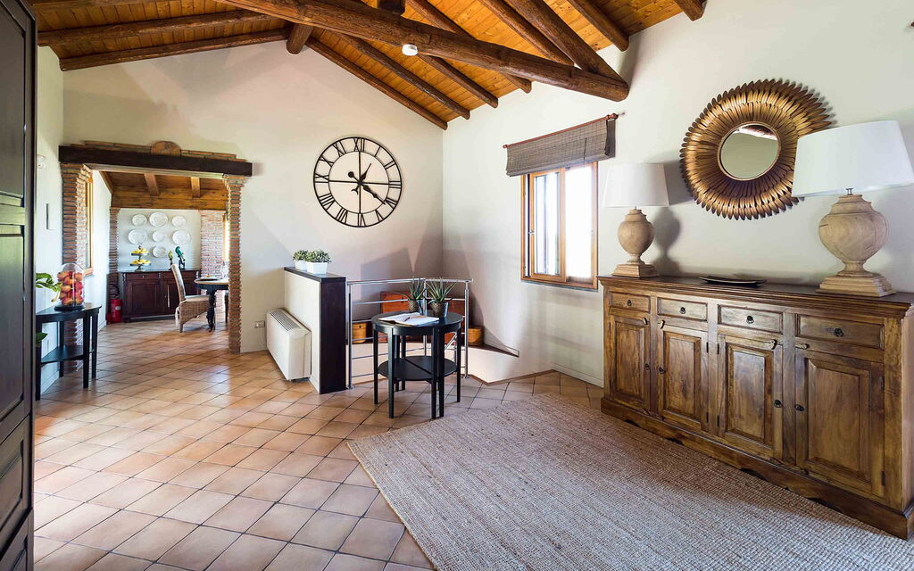 Sicilia 017 - Via Grande: Main entrance