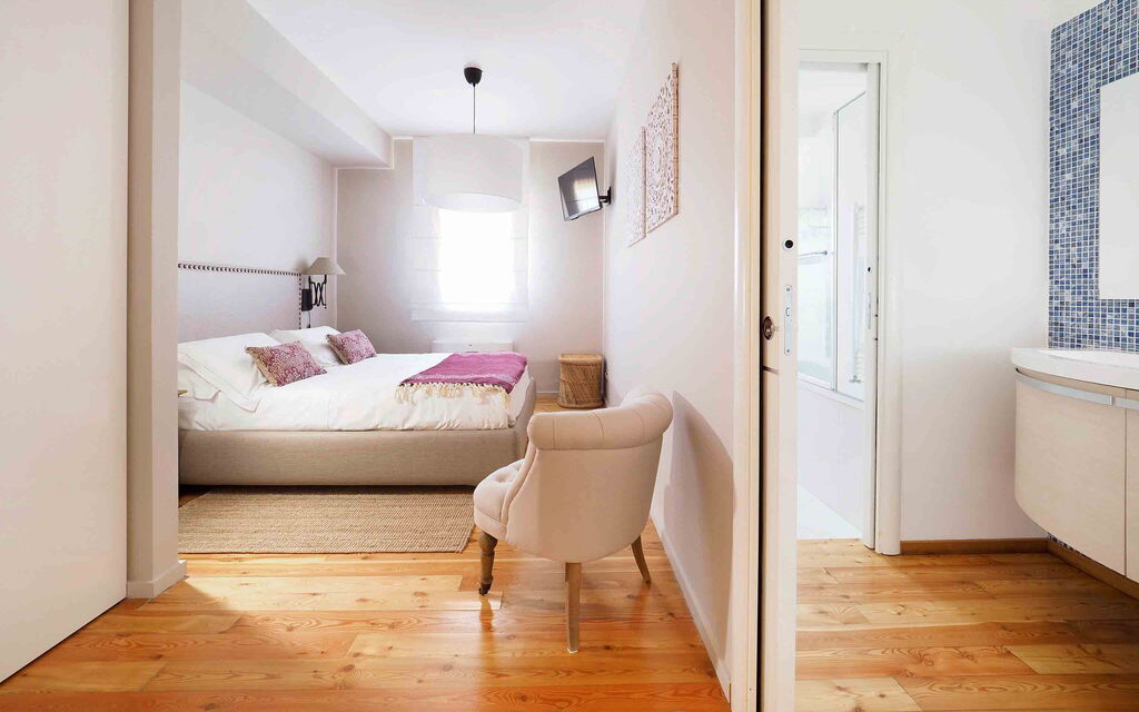 Sicilia 017 - Via Grande: Double bedroom